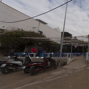 Faik'in Gayvesi; Çay bahçesi; Cafe