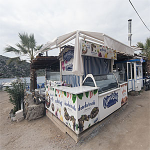 Gümüşlük dondurma waffle evi; Gümüşlük dondurmacı; Gümüşlük