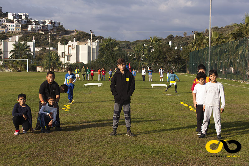 Gümüşlükspor 07-10 yaş grubu futbol eğitimi 4