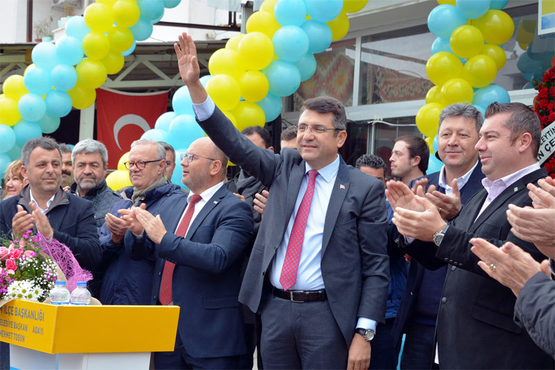 İYİ Parti Bodrum adayı Tosun seçim ofisini açtı 2