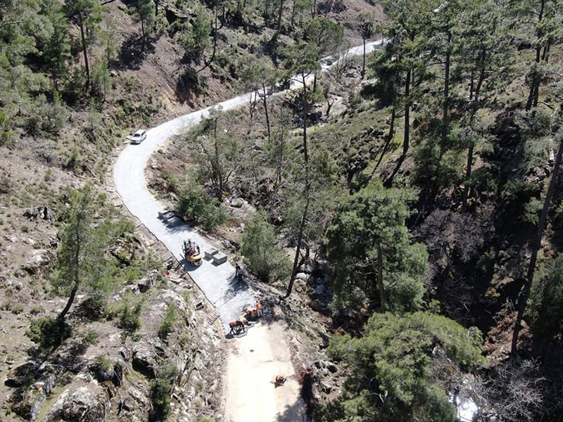 Kavaklıdere'nin en uzak mahallesine 8 kilometrelik yol yapıldı 3