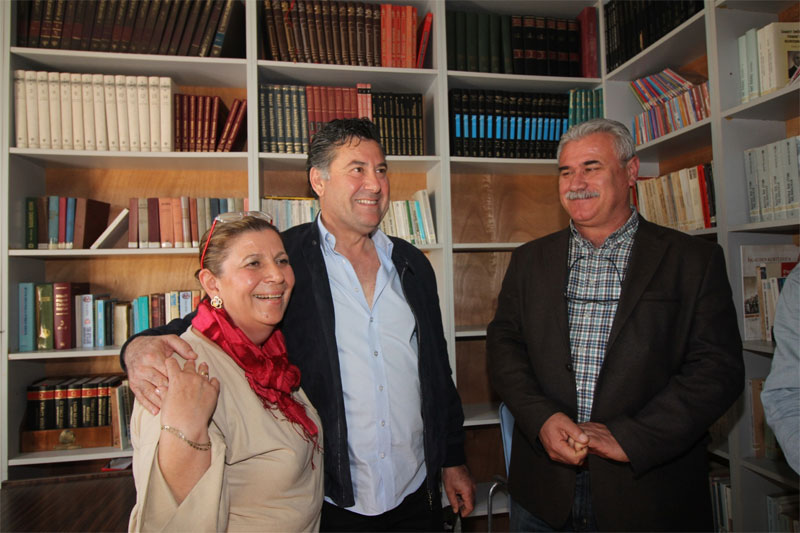 Gündoğan Halk Kütüphanesi yenilendi 3