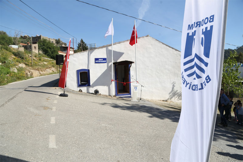 Gündoğan Halk Kütüphanesi yenilendi 4