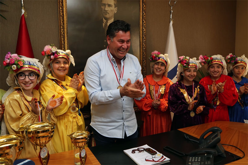 Şampiyon folklorculardan Mehmet Kocadon’a ziyaret 2