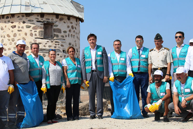 Bir ayda aynı yerde ikinci temizlikte 1 ton çöp 5