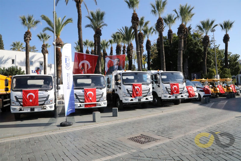 Bodrum Belediyesi'ne yeni hizmet araçları 2