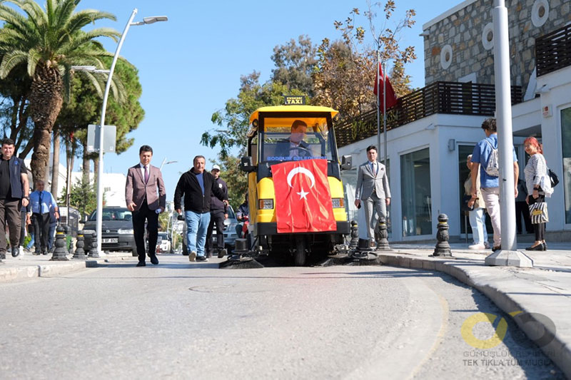 Bodrum Belediyesi'ne yeni hizmet araçları 3