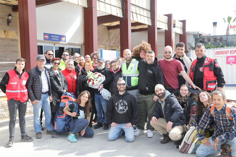 Aid to earthquake victims from Greece 3