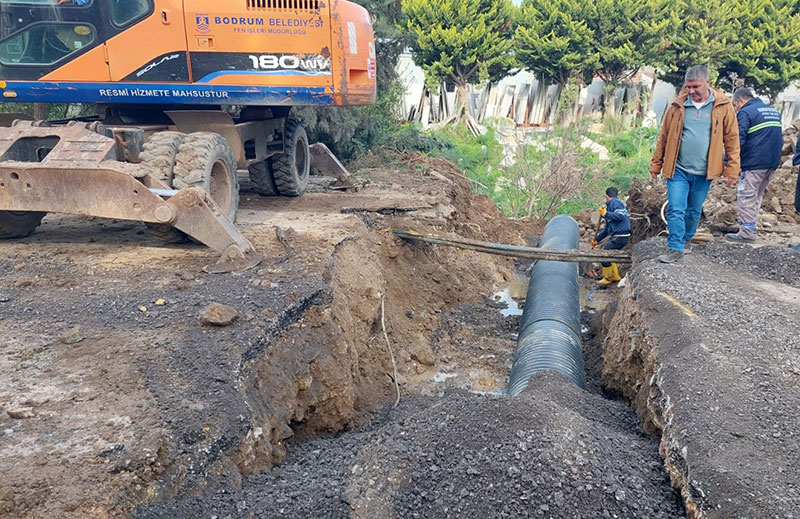 Gündoğan District İnönü Street road collapse intervention 3