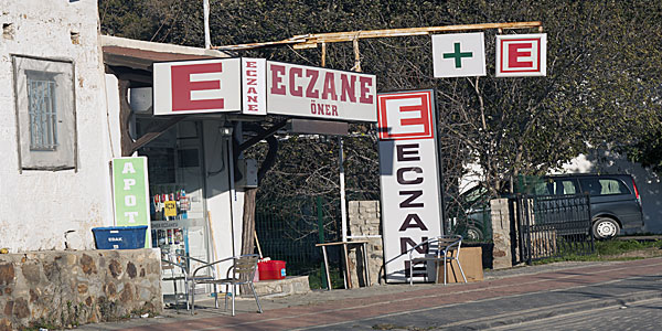 Öner Eczanesi; Gümüşlük Eczane