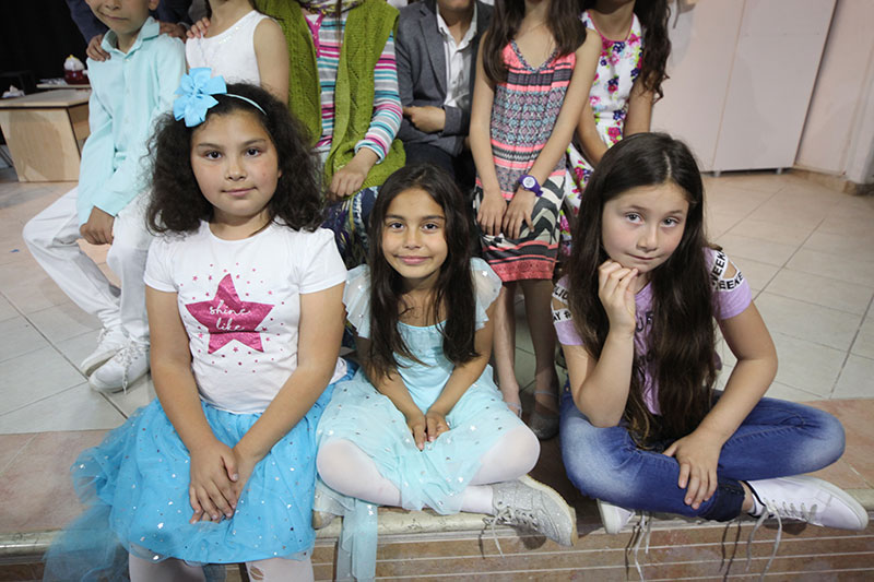 Gümüşlük Kemal Durmaz İlk ve ortaokulu drama sınıfı 5