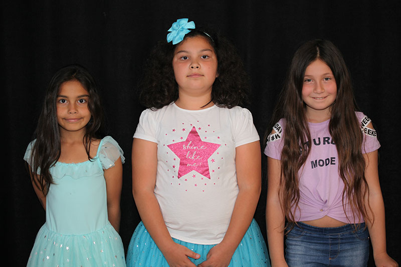 Gümüşlük Kemal Durmaz İlk ve ortaokulu drama sınıfı 8