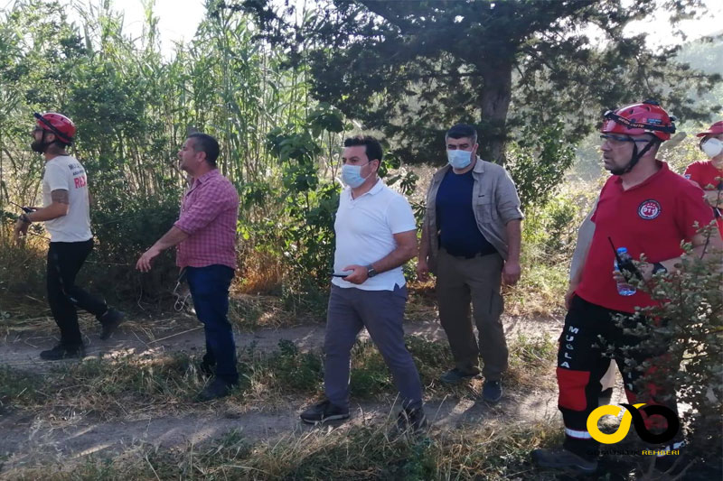 Bodrum Belediye Başkanı Ahmet Aras Dereköy'de yanan alanı inceledi 3