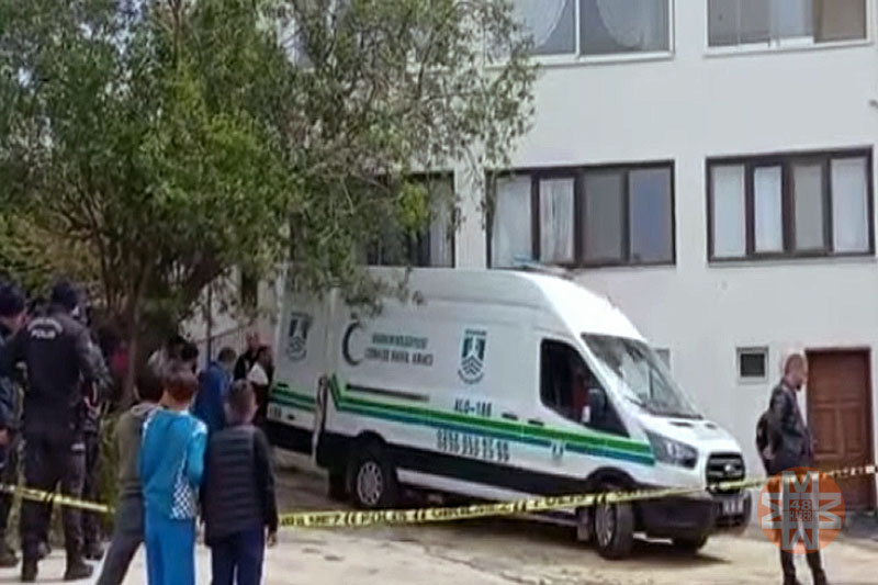 Annesini, kardeşini öldürüp intihar etti, 48 Haber Ajansı