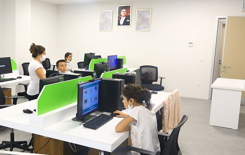 Muğla'da ücretsiz bilgisayarlı uzaktan eğitim 3