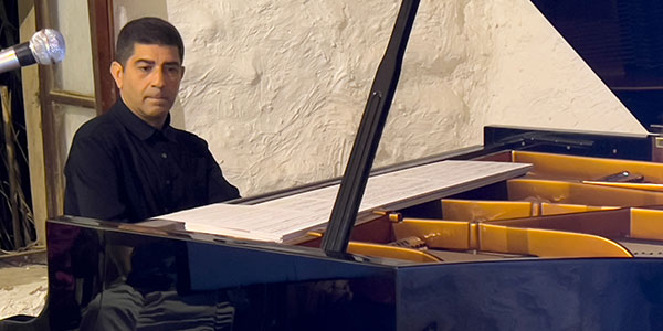 Piyanist Türev Berki, “Saygun’un son sözü”nü yorumladı
