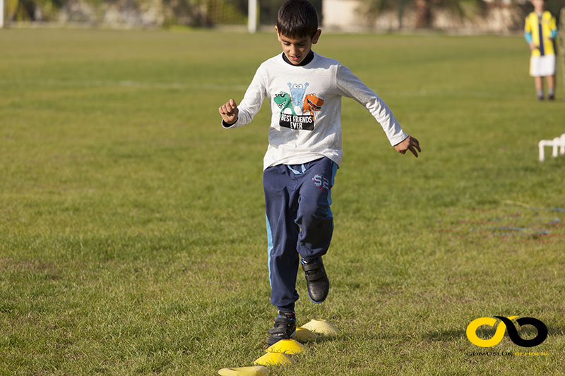 Gümüşlükspor 07-10 yaş grubu futbol eğitimi 15