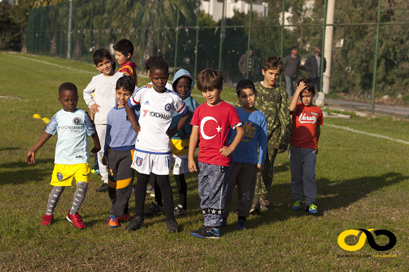 Gümüşlükspor 07-10 yaş grubu futbol eğitimi 6