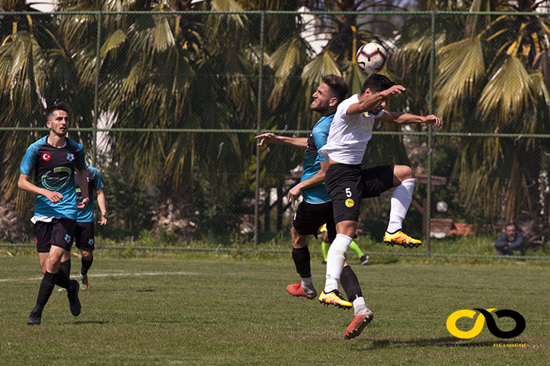 Gümüşlükspor 2 - 0 Menteşe Yerküpespor hava topu