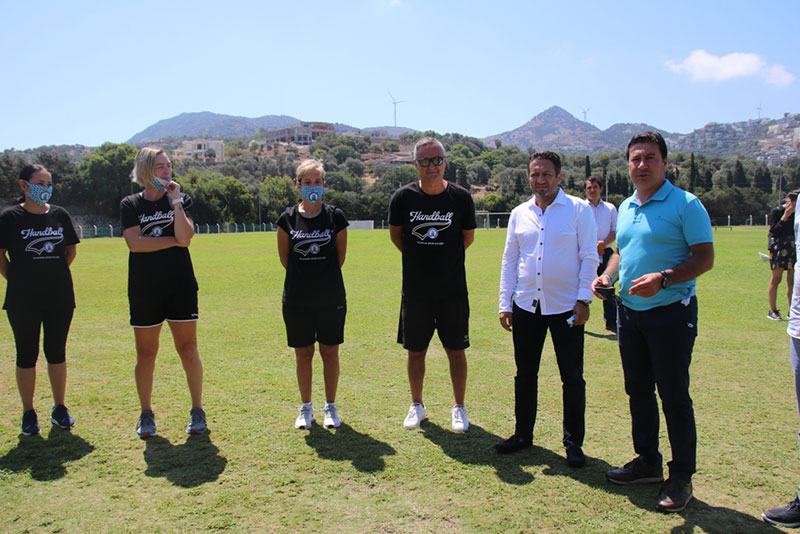 Bodrum Belediye Başkanı Ahmet Aras, Yalıkavak Spor Kulübü ziyaret 3