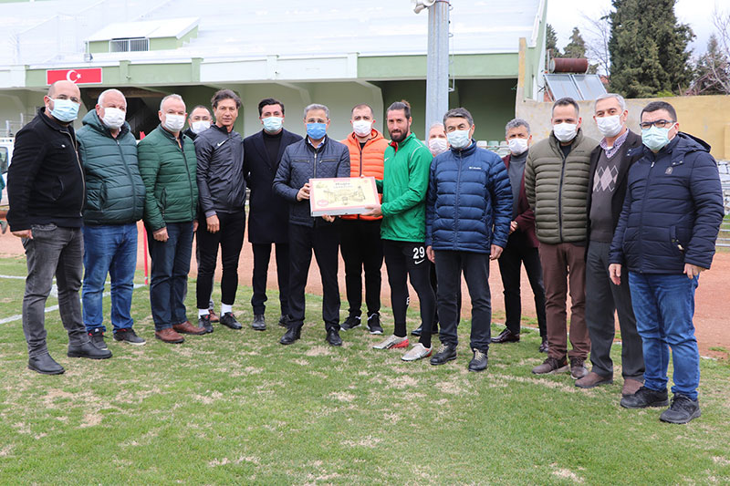 Muğlaspor'da teknik heyetle yollar ayrıldı 2