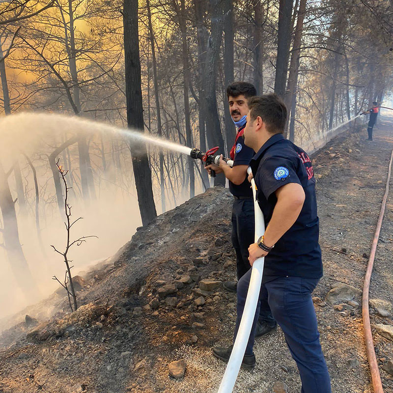 Yalancıboğaz mevkisinde orman yangını 3