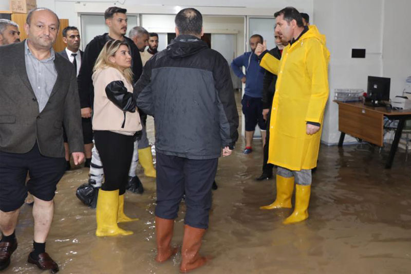 Şanlıurfa'yı şimdi de sel vurdu; 5 ölü 4