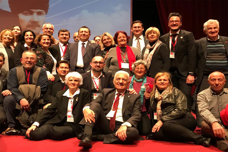 CHP Muğla'da Zeybekoğlu yeniden il başkanı 2